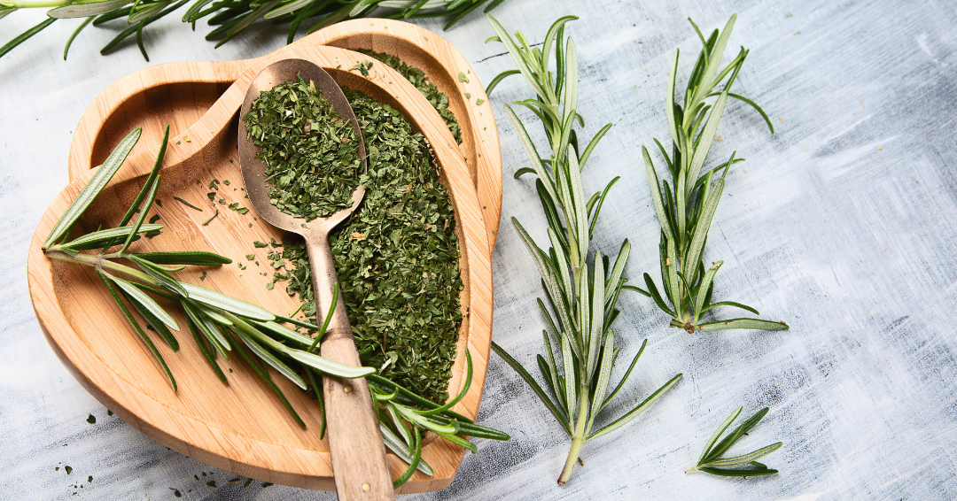 rozemarijnolie-voor-je-haar-1