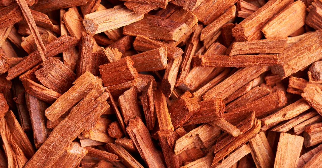 sandelwood-olie-voor-je-haar-2